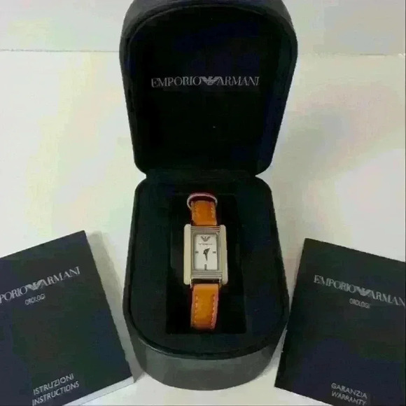 Emporio Armani Classic Ladies Watch AR1310 Original Packaging WITH PAPERS